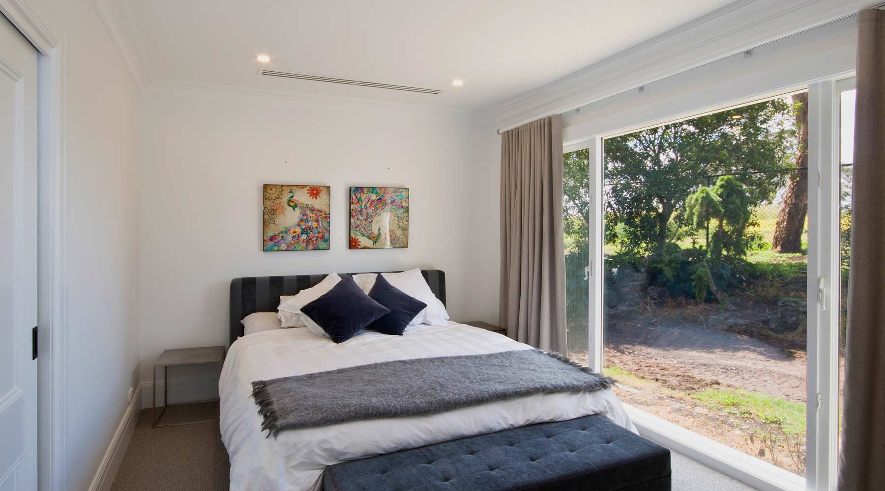Bedroom in Summerhill Road, Templestowe with Reverse cycle ducted air conditioning, Multi directional ceiling vents
